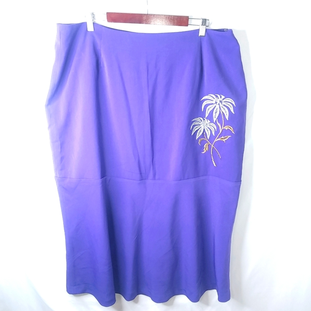 Platinum 24W Island Wear Purple Floral Embroidery Midi Skirt Plus